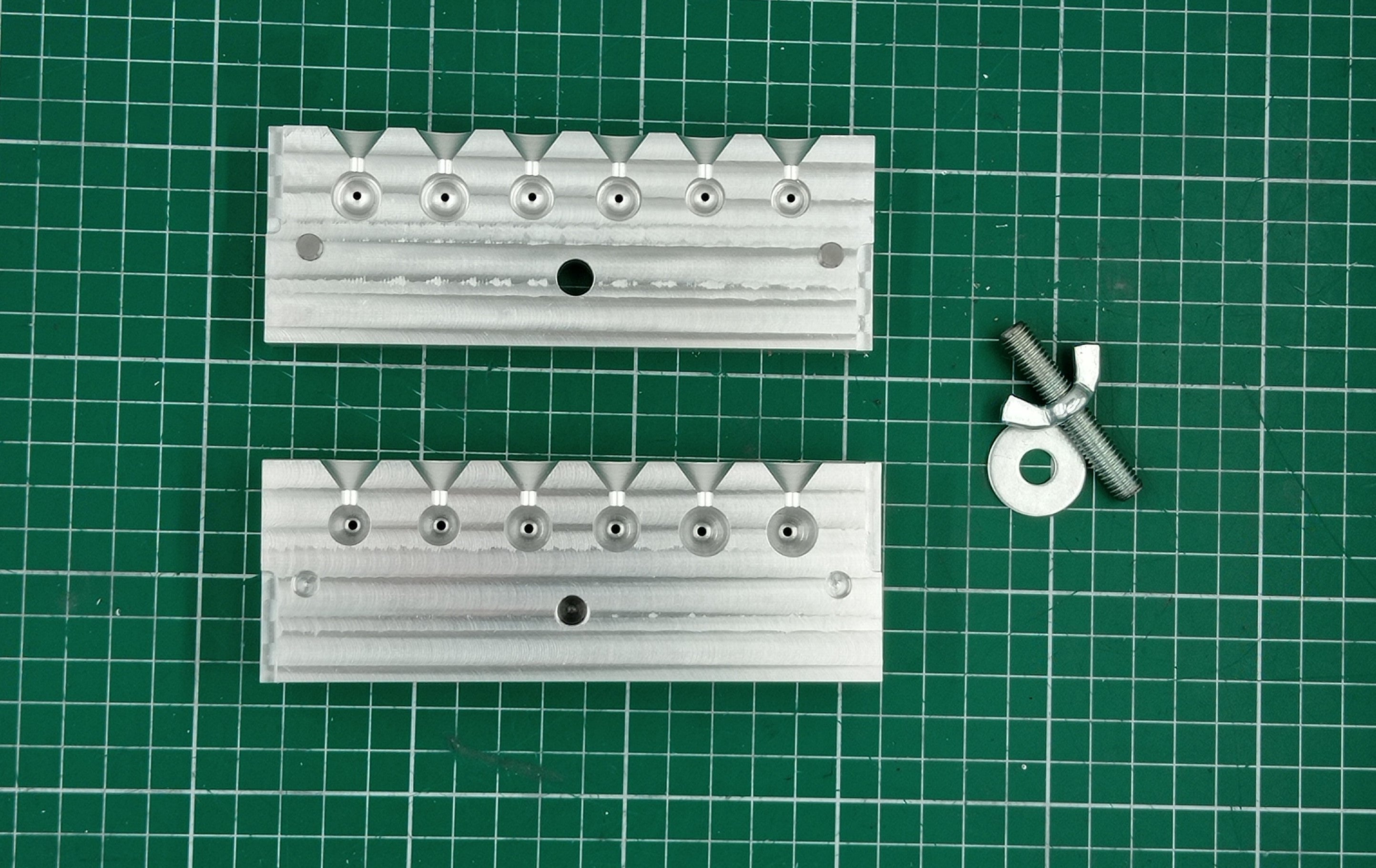 CNC machined worm bullet weight aluminum mold 1/4 oz, 3/8 oz and 1/2 oz