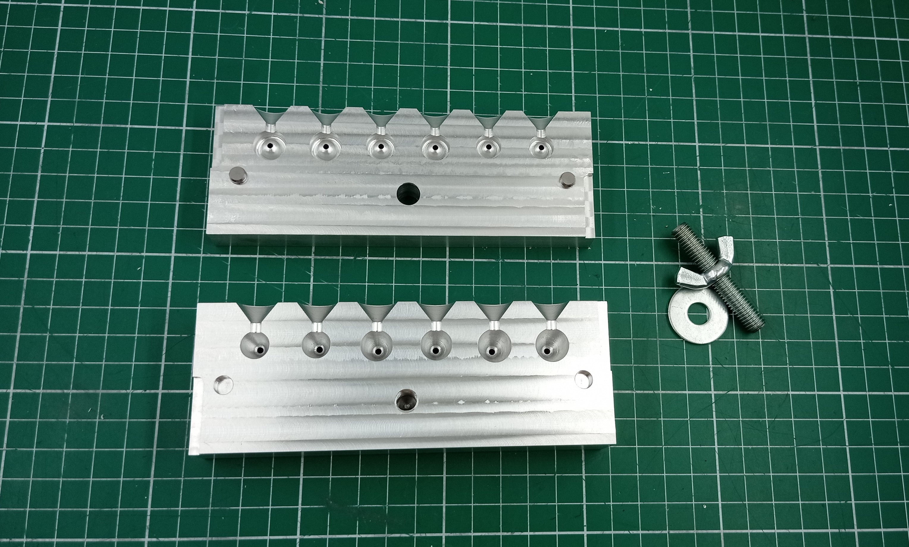 CNC machined worm bullet weight aluminum mold 1/4 oz, 3/8 oz and 1/2 oz