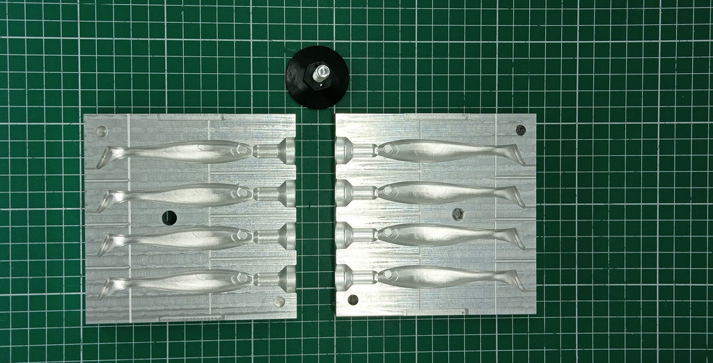 CNC machined 4 cavity aluminum mold for 90mm swimbait lure production