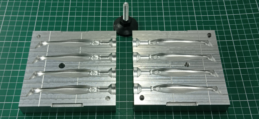 CNC machined 4 cavity aluminum mold for 90mm swimbait lure production