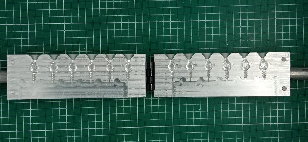 CNC machined swimbait jig head aluminum fishing mold with weights 3/8oz and 1/2oz