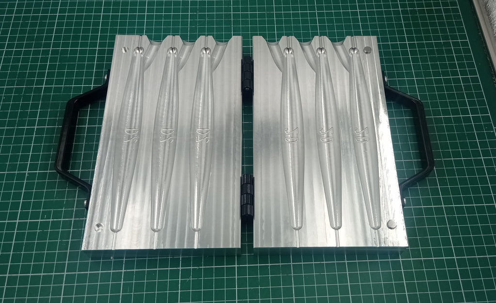 CNC machined aluminum three cavity 20oz Trolling sinker fishing mold