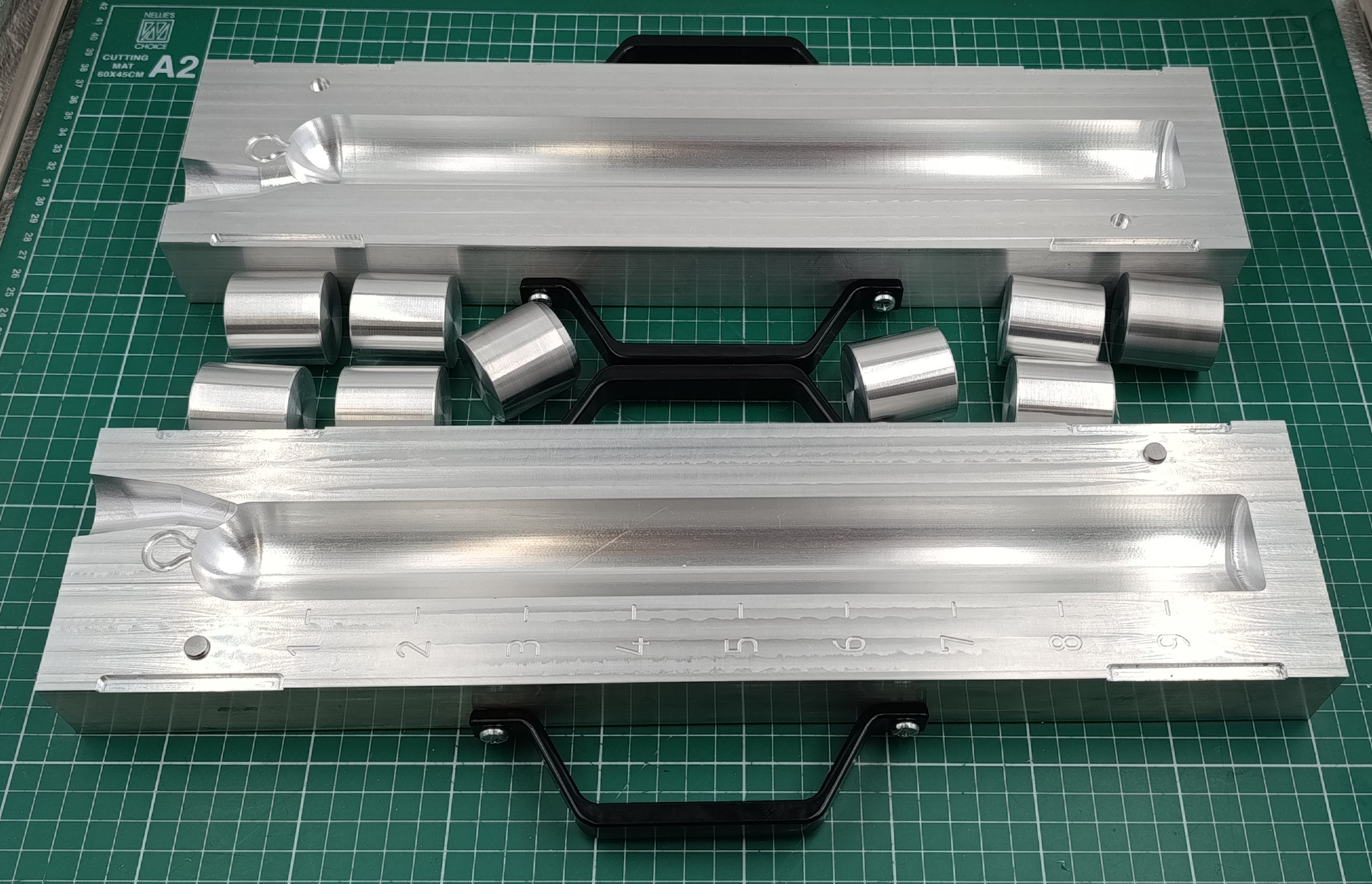 CNC machined 1.5" deep drop lead mold with interchangeable inserts : 1lb to 10lb