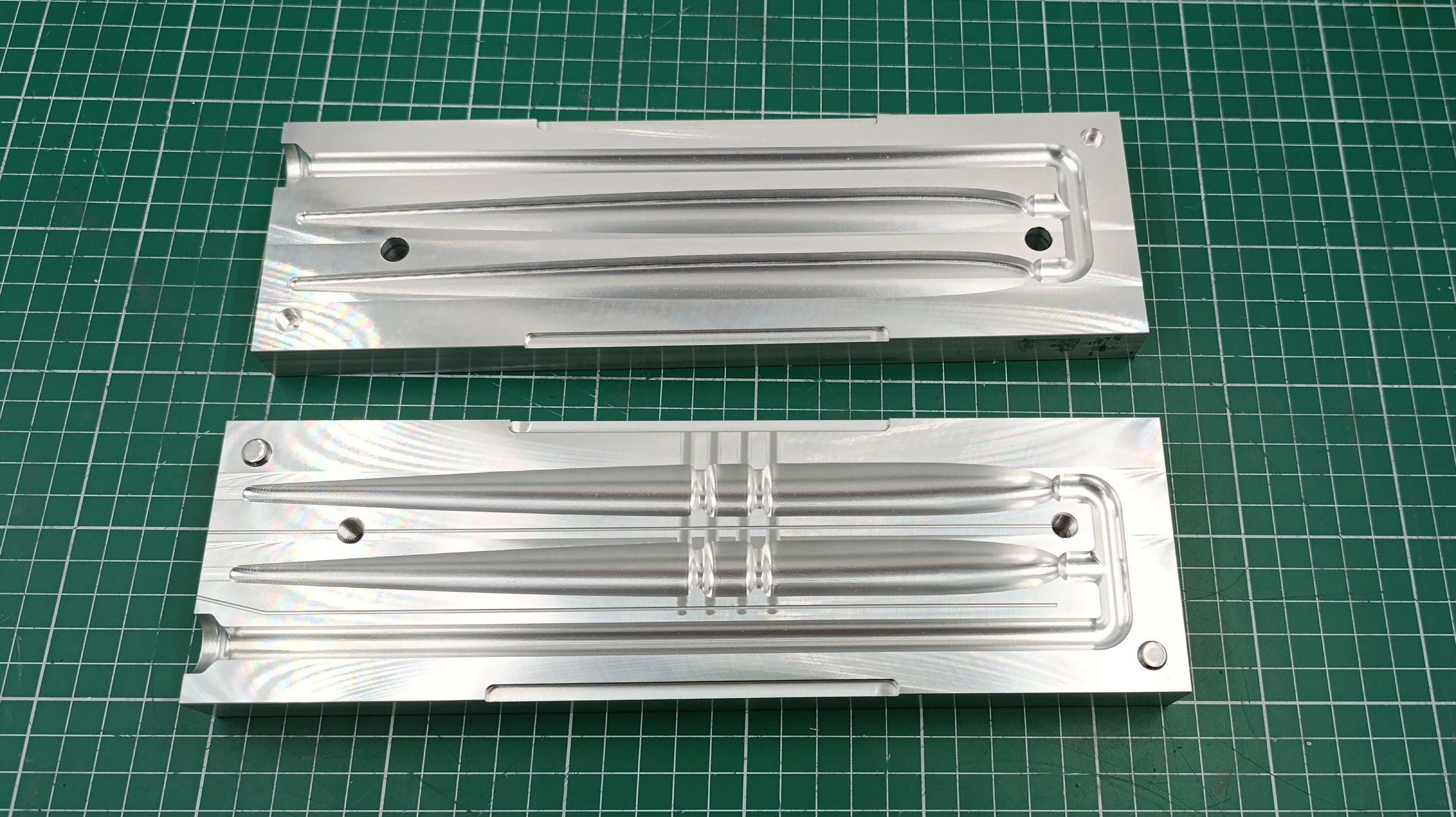 CNC machined two cavity 9 inch slug go lure aluminum mold