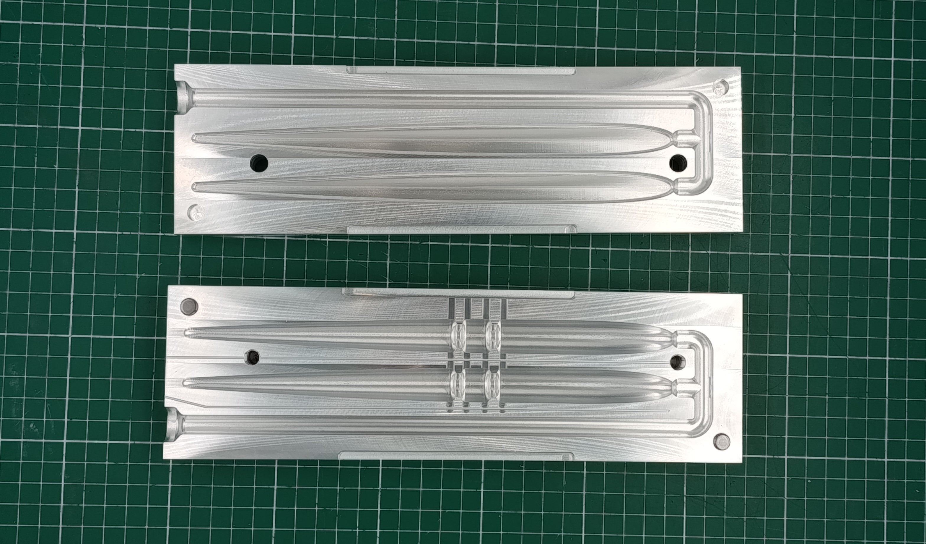 CNC machined two cavity 9 inch slug go lure aluminum mold