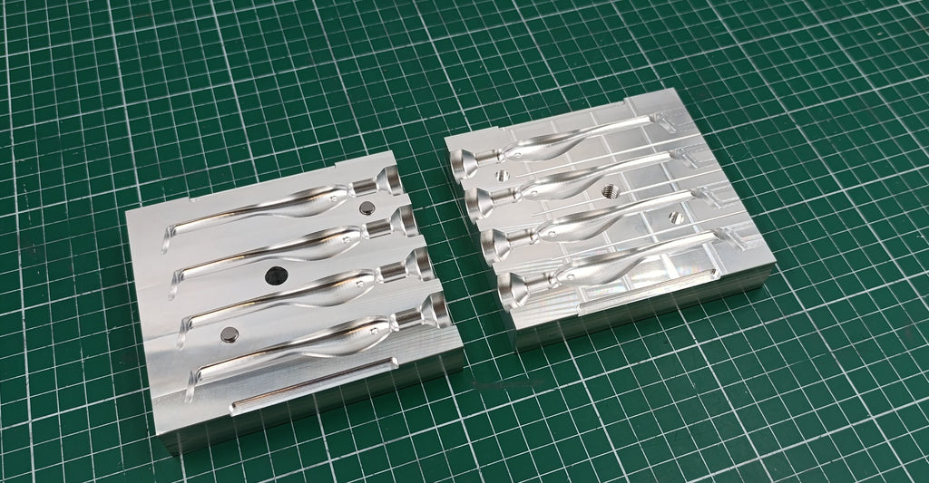 CNC Machined Aluminum 4 Cavity Mold for 3 inch Twitching Shad Lures