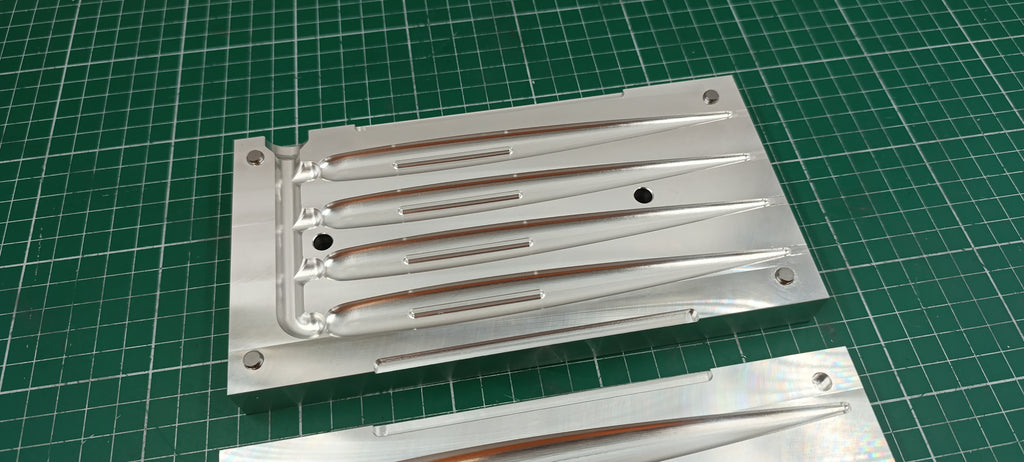 6" Swurm lure CNC machined aluminum mold