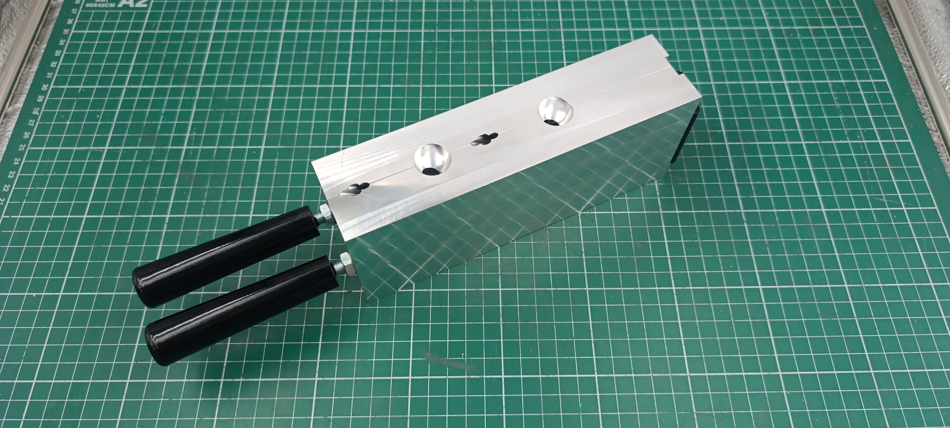 CNC machined 12oz 16oz spider sinker aluminum mold