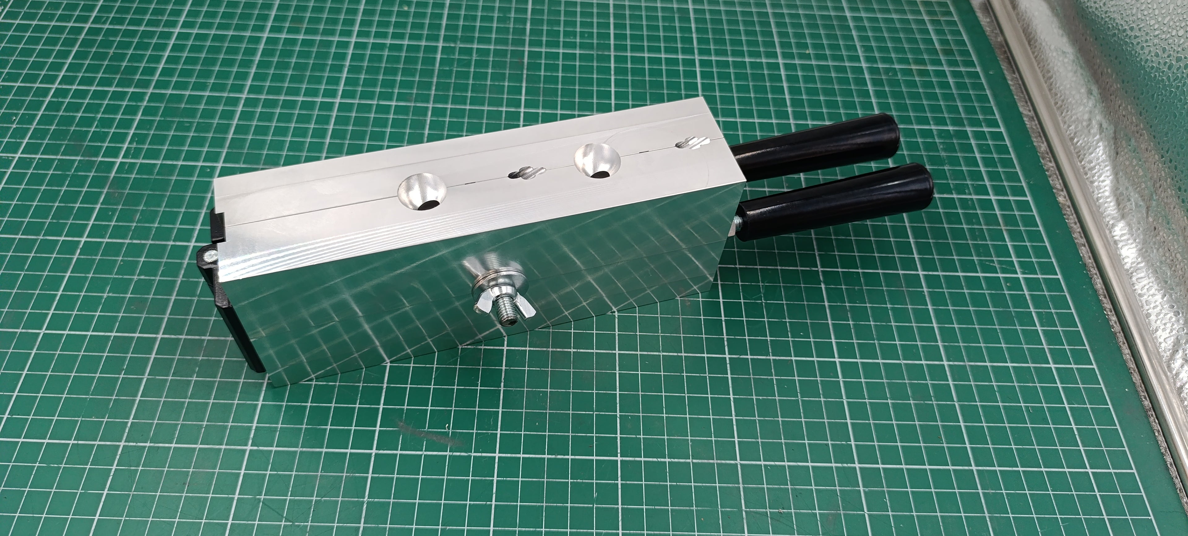 CNC machined 12oz 16oz spider sinker aluminum mold