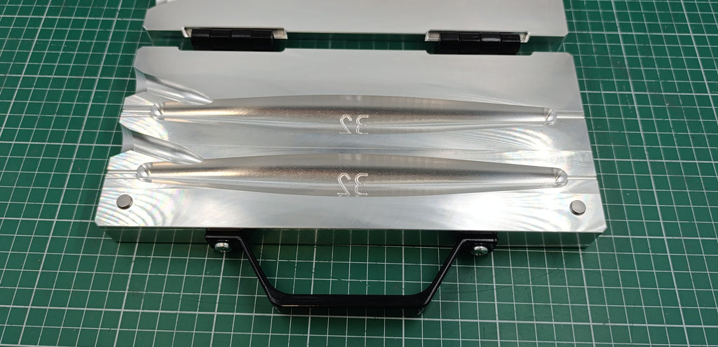 CNC machined 2 cavity 32oz Trolling sinker aluminum fishing mold