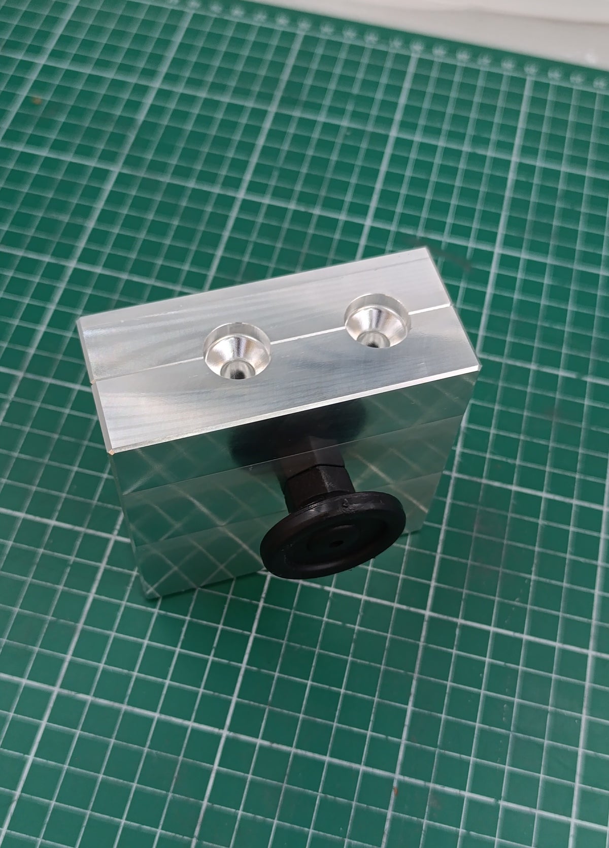 Grub twister lure CNC machined aluminum fishing mold, CNC machining services