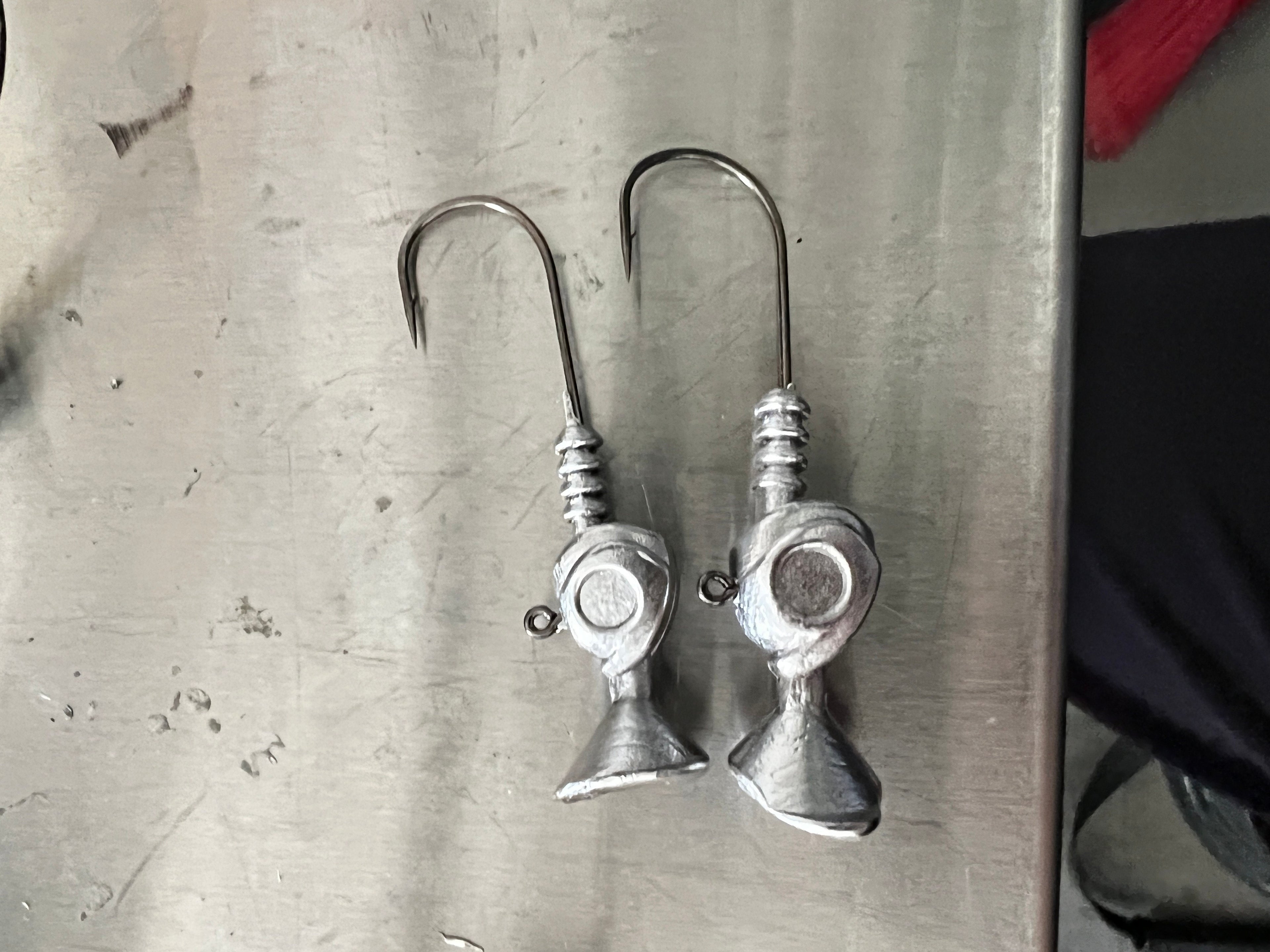 CNC machined swimbait jig head aluminum fishing mold with weights 3/8oz and 1/2oz