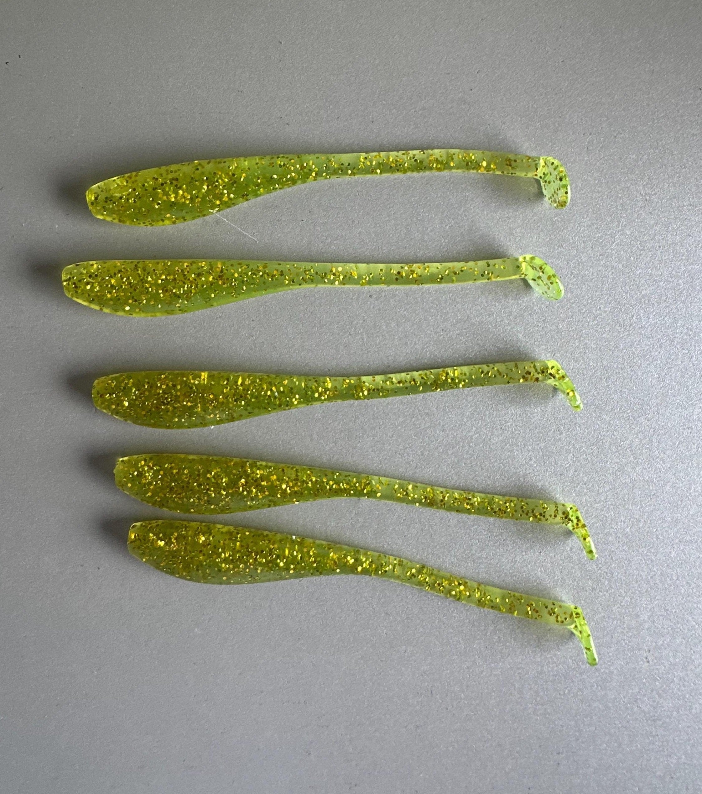 Four cavity CNC machined aluminum mold for 5" twitching shad lure production