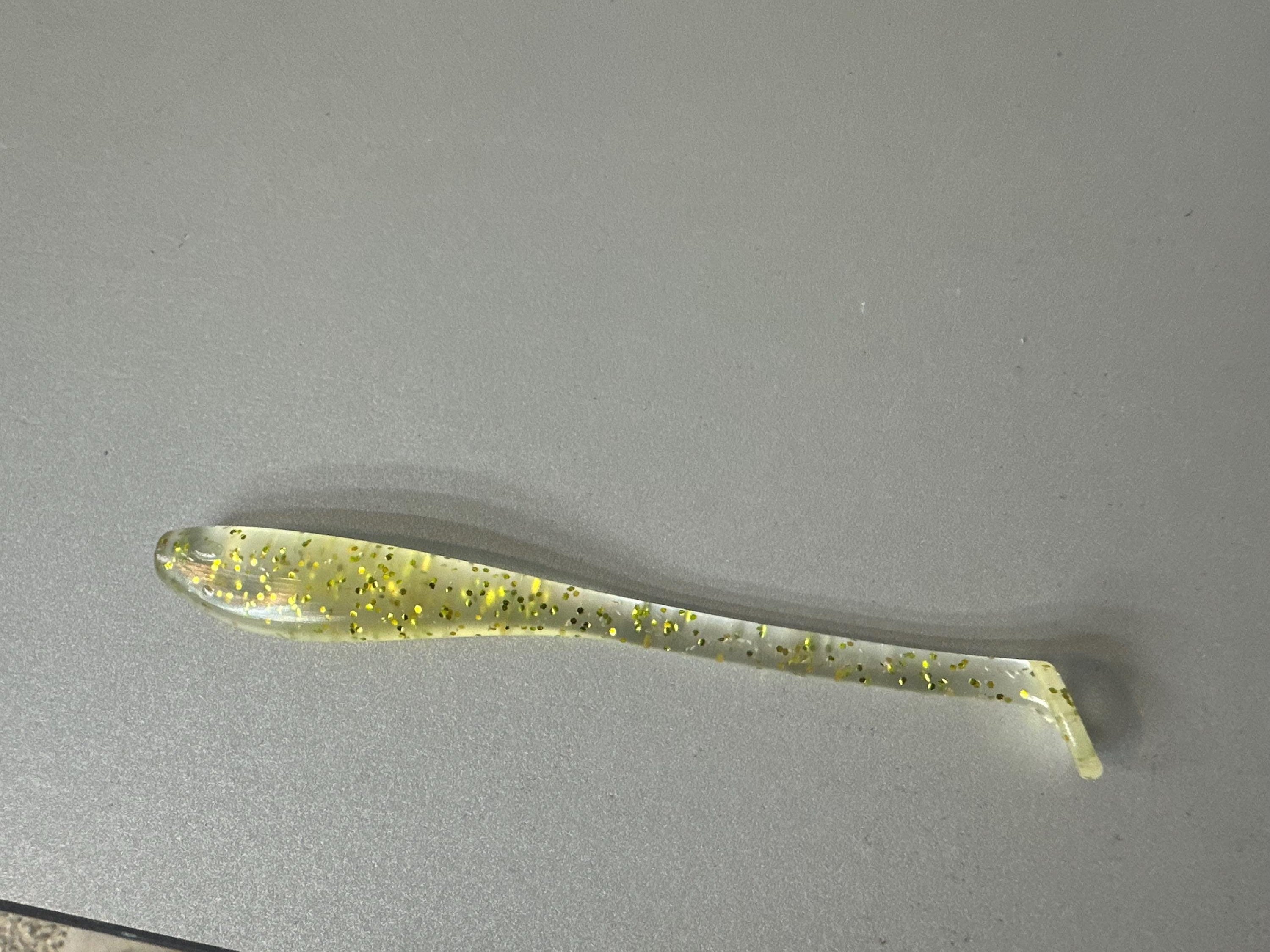 Four cavity CNC machined aluminum mold for 5" twitching shad lure production