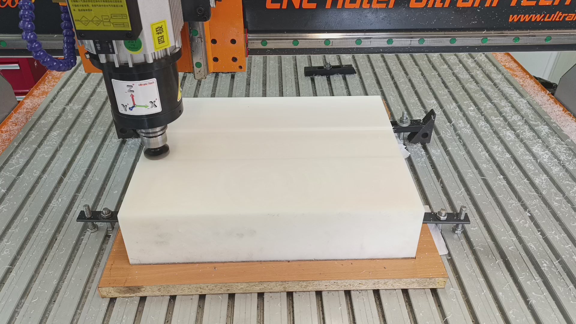 Custom CNC Machining Services for Metal, Plastic & Wood