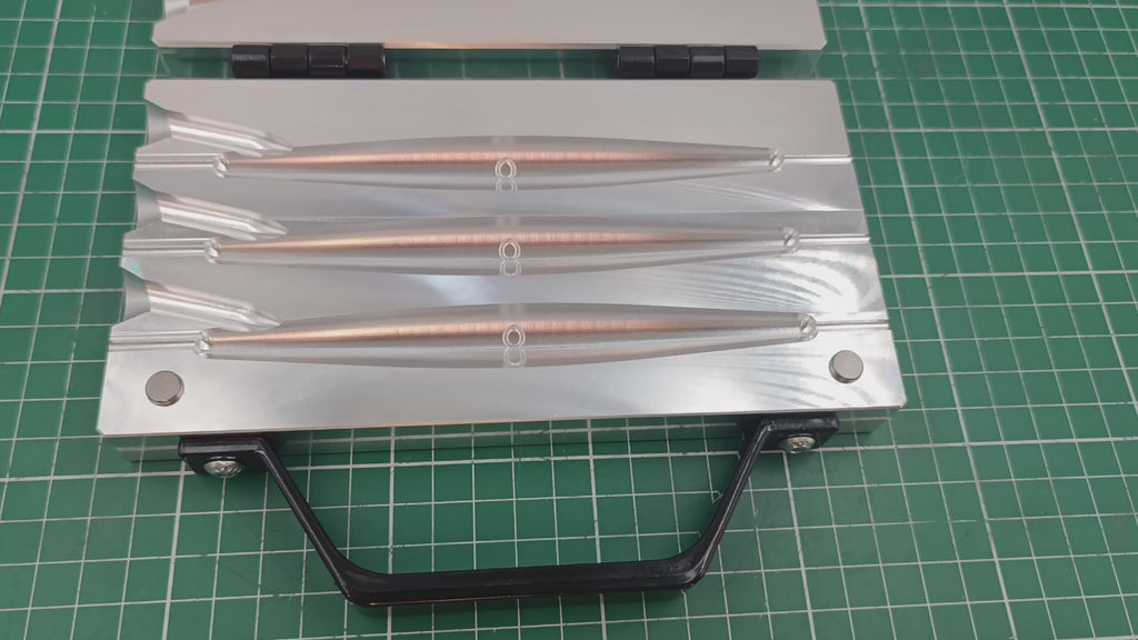 CNC machined aluminum three cavity 8oz Trolling sinker fishing mold